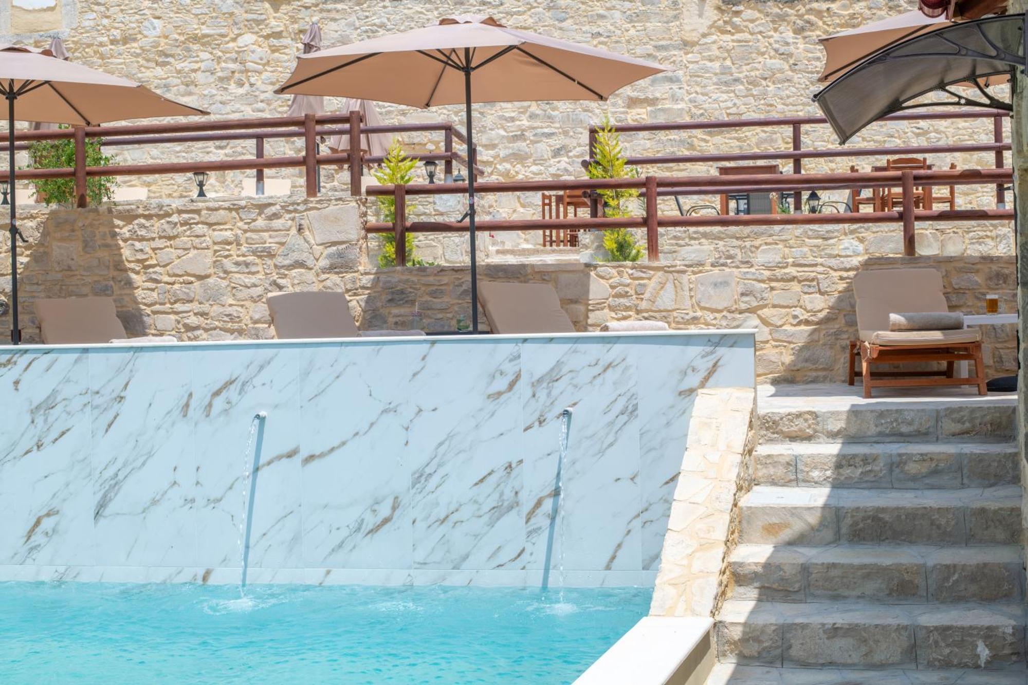 Draganigo Luxury Stone Houses 40 Min From Matala Ano Moulia Esterno foto