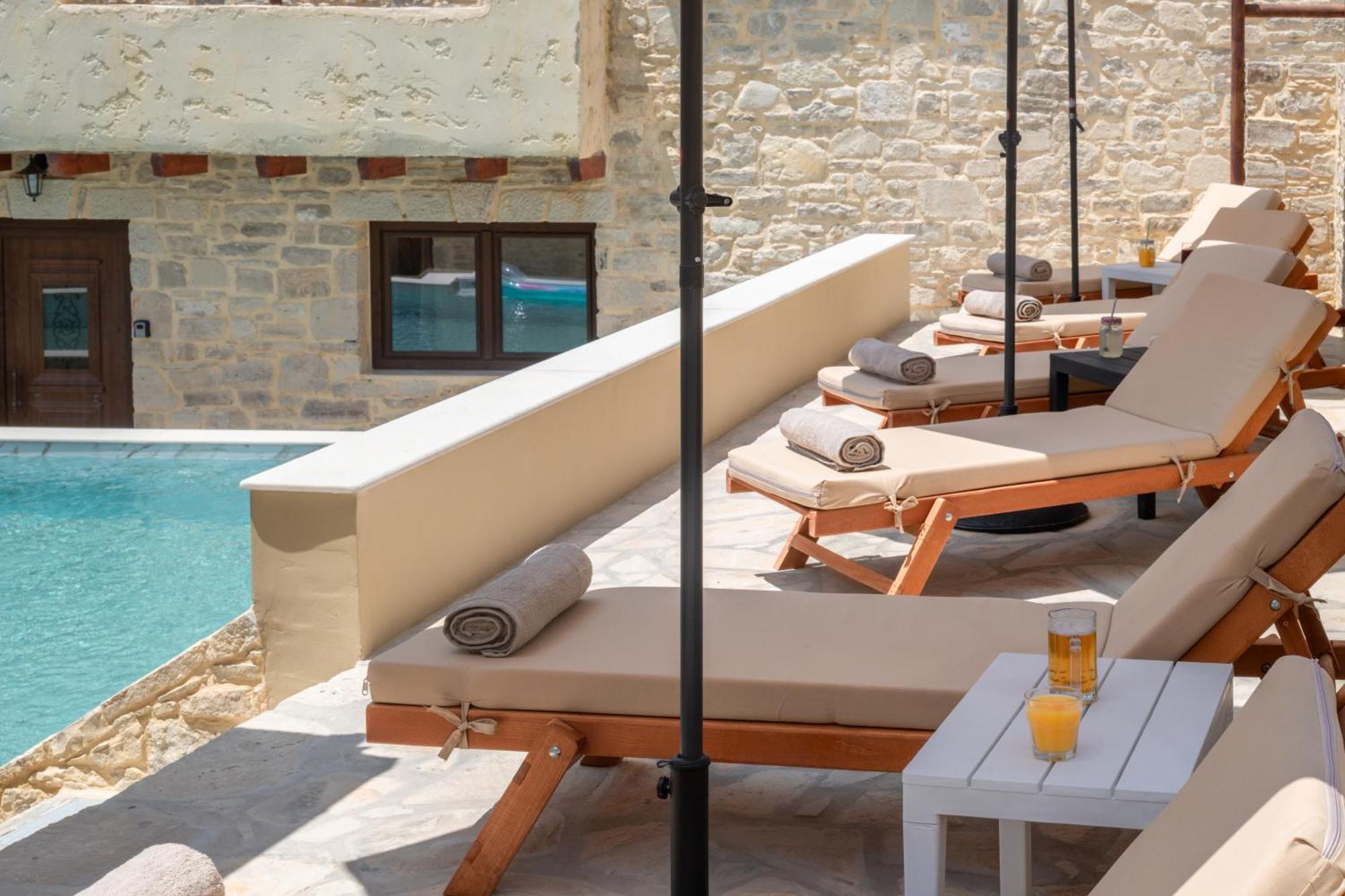 Draganigo Luxury Stone Houses 40 Min From Matala Ano Moulia Esterno foto