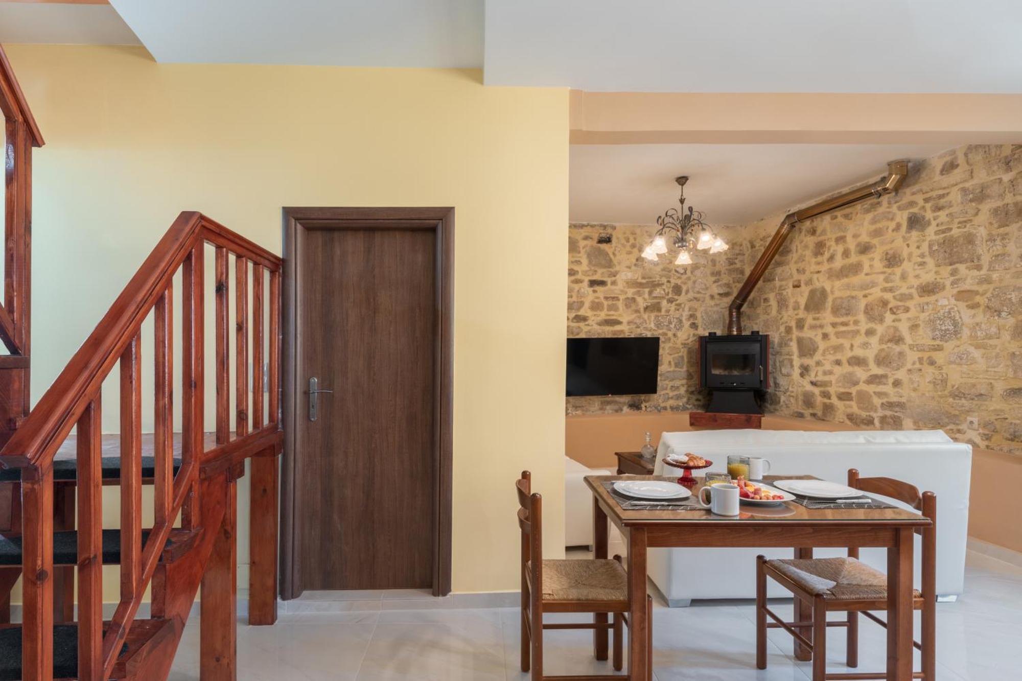 Draganigo Luxury Stone Houses 40 Min From Matala Ano Moulia Camera foto