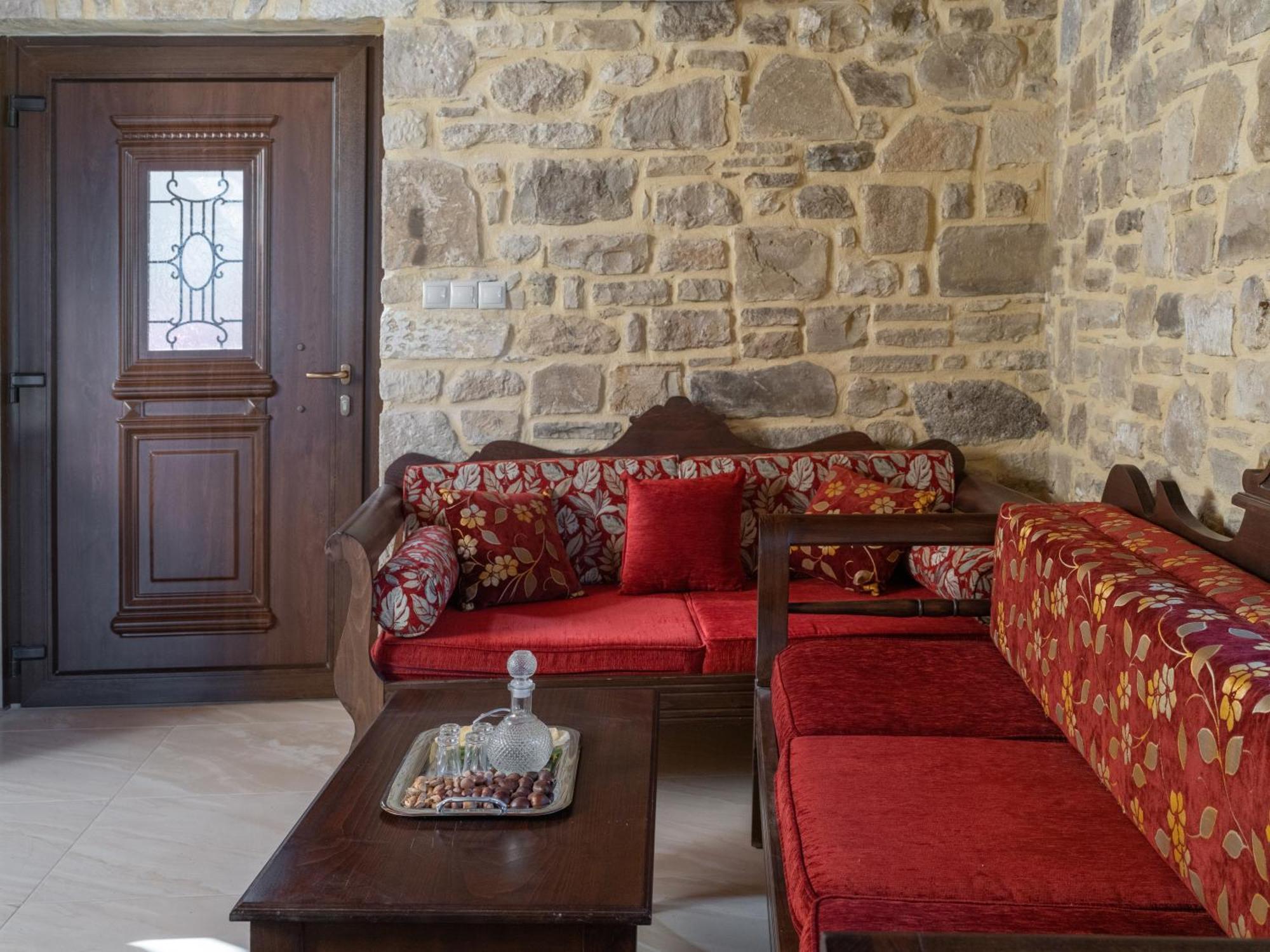 Draganigo Luxury Stone Houses 40 Min From Matala Ano Moulia Esterno foto